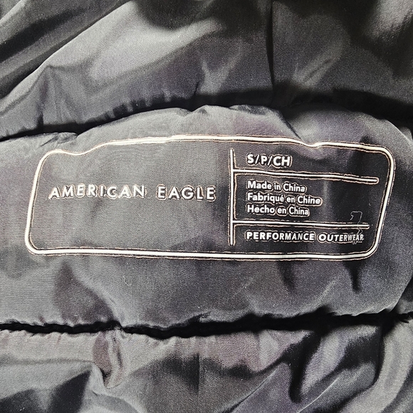 Like New American Eagle Outfitters Performance Outerwear Jacket size Small - Picture 4 of 5